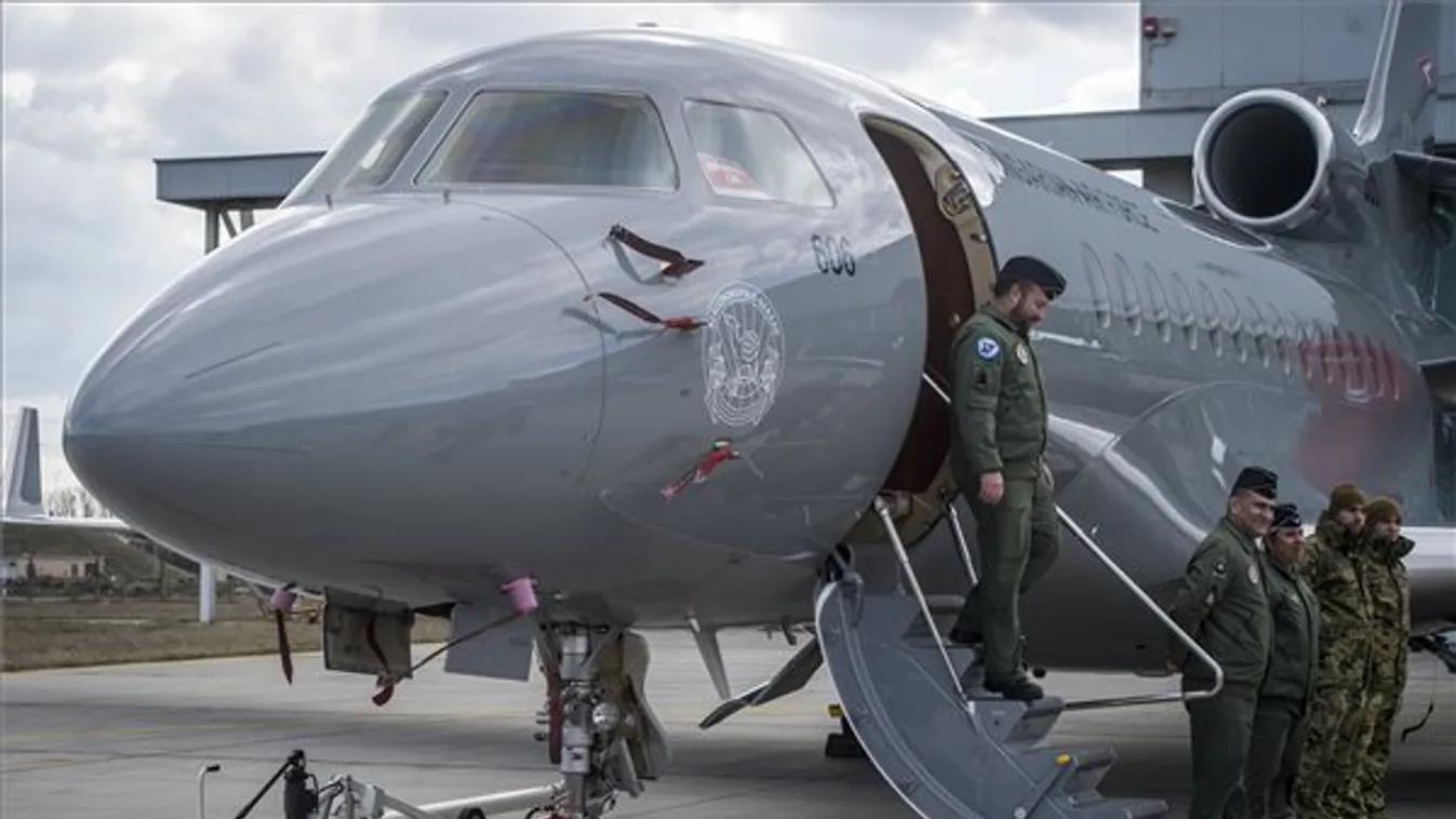 Benkő: Jól halad a haderőfejlesztési program végrehajtása