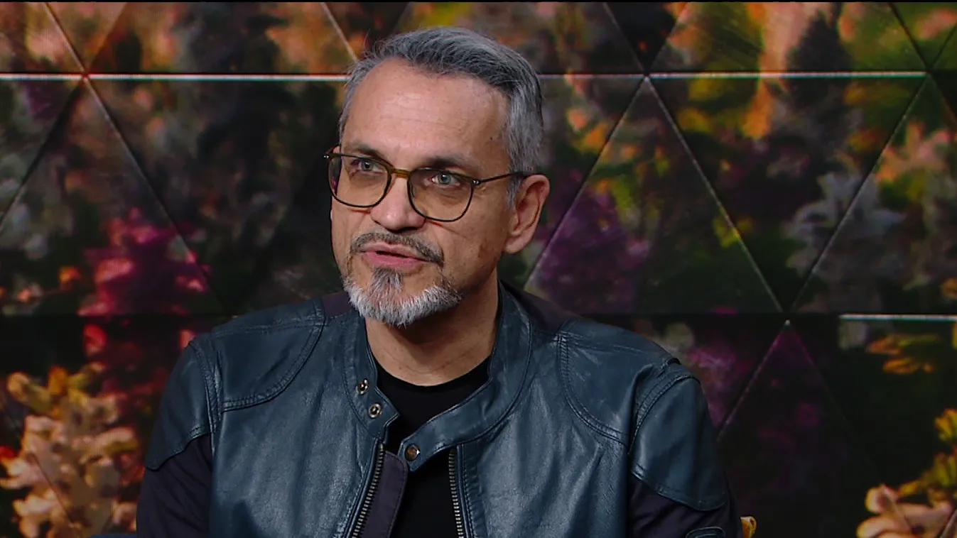 Mozaik - Szolnoki Péter latinos hangvételű duettel rukkolt elő