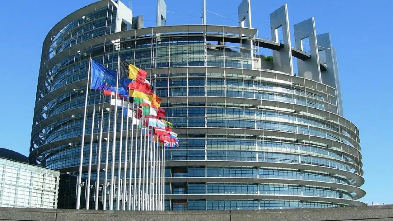 MSZP: Orbán kettős politikát űz kvótaügyben