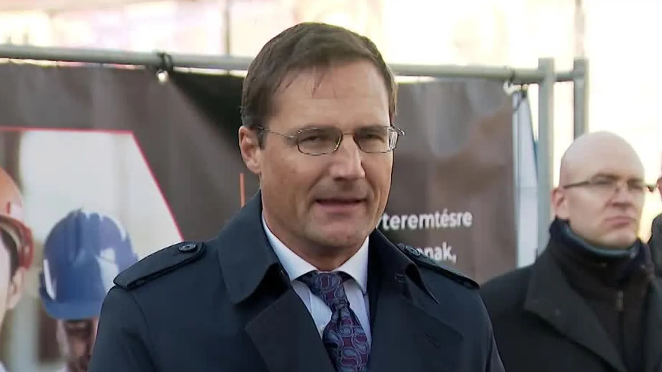 Már tavasszal elismerte a Jobbik-Konzervatívok elnöke, amit most tagadott + videó