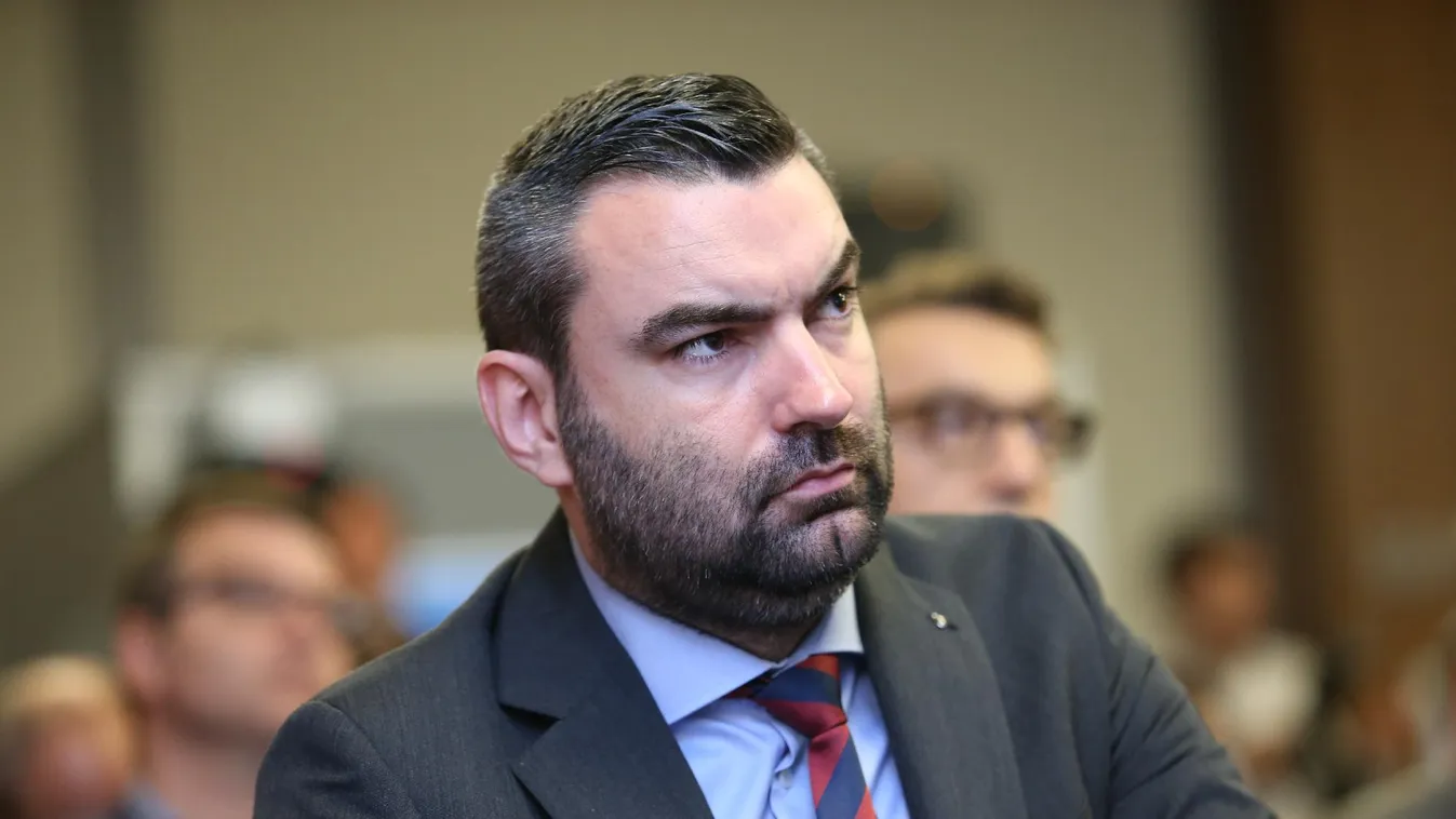 Ifj. Lomnici Zoltán: az Európai Tanácsnak kell "hordania a nadrágot" az unióban