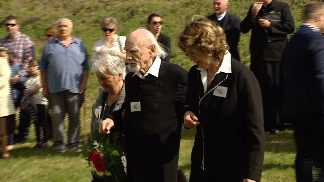 A felvidéki deportáltakra emlékeztek Komáromban