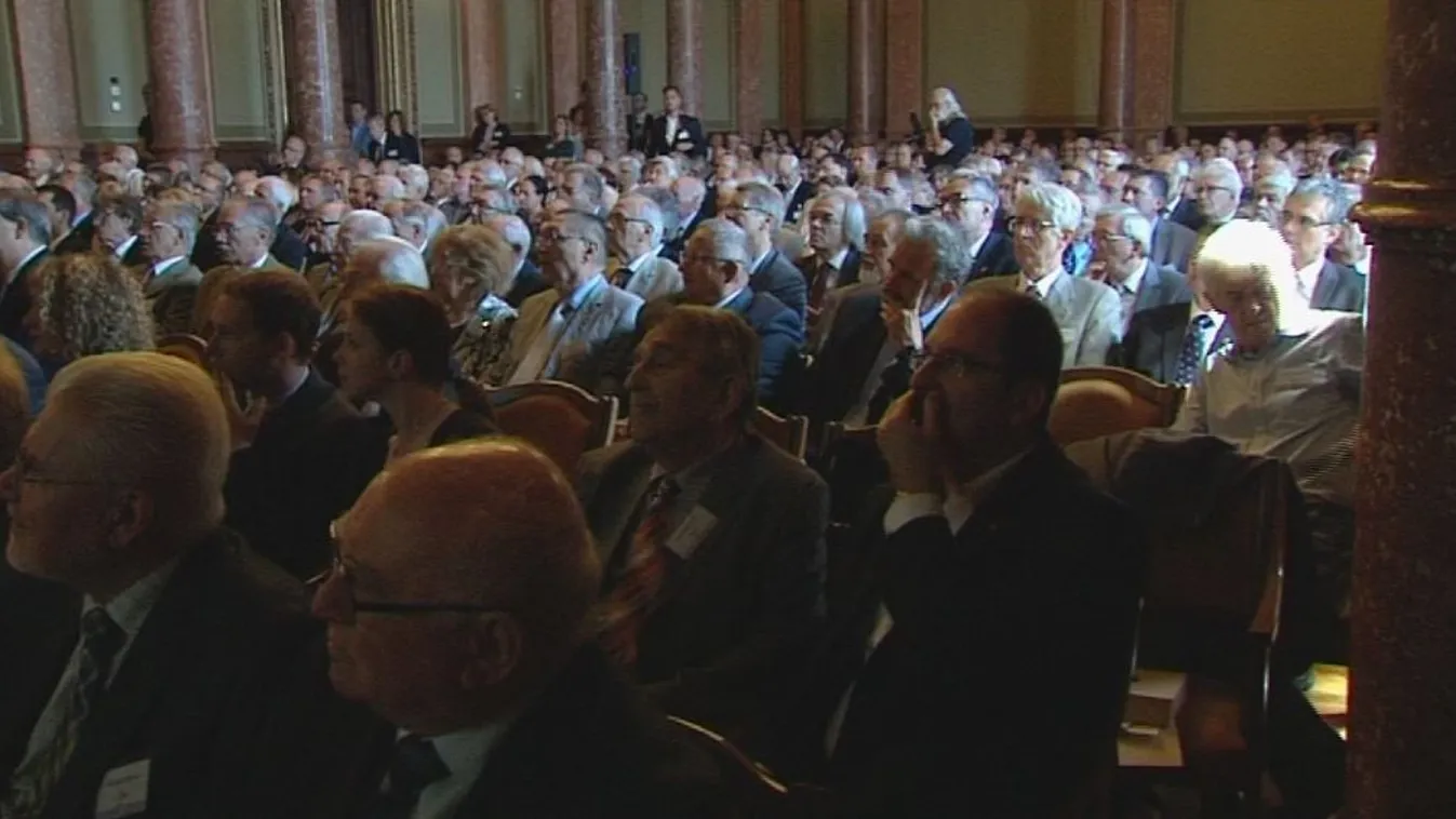 Magyar tudósok álltak ki az oktatási reformokért