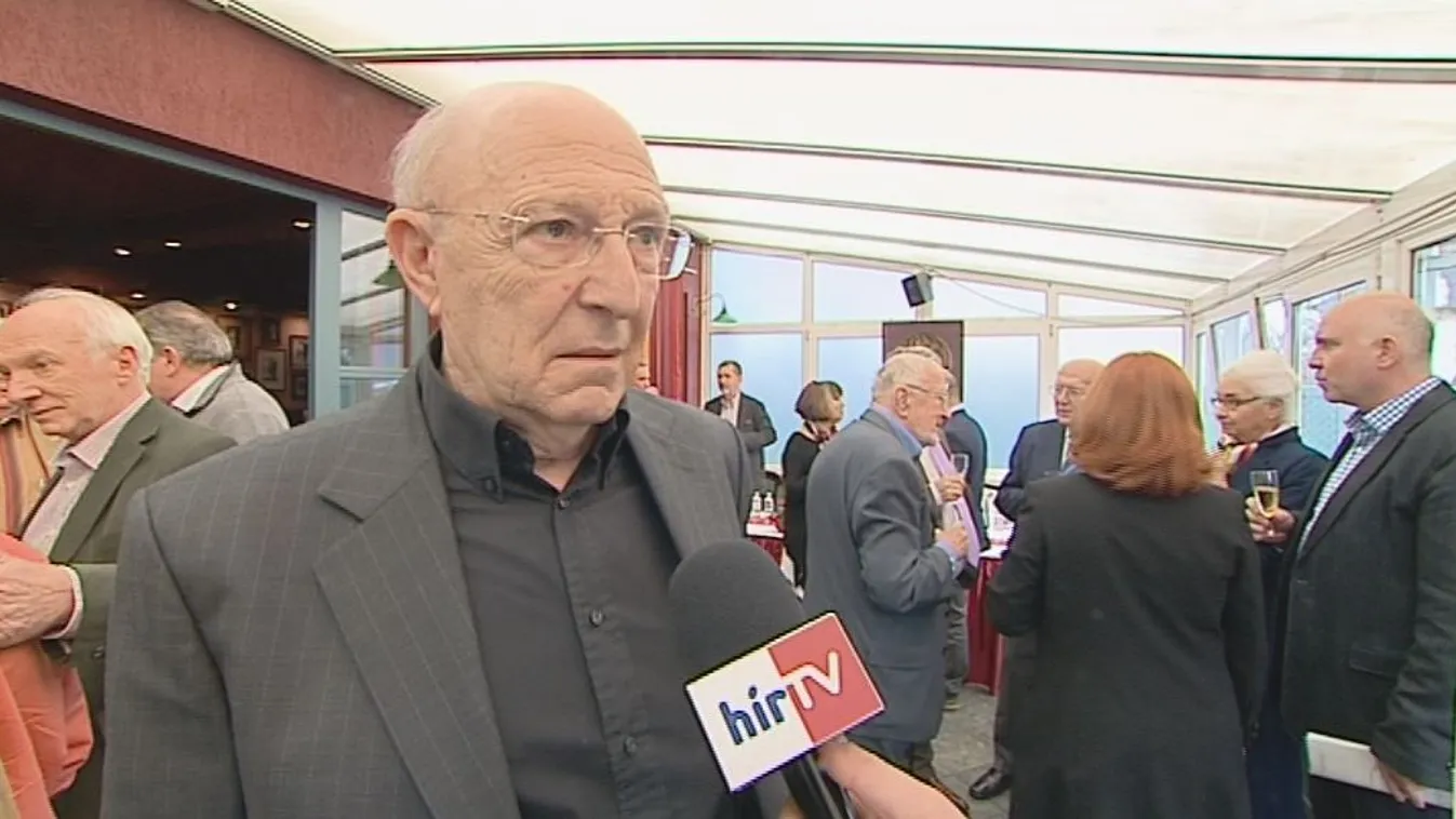 „Csak színlelt sajtószabadság létezik”