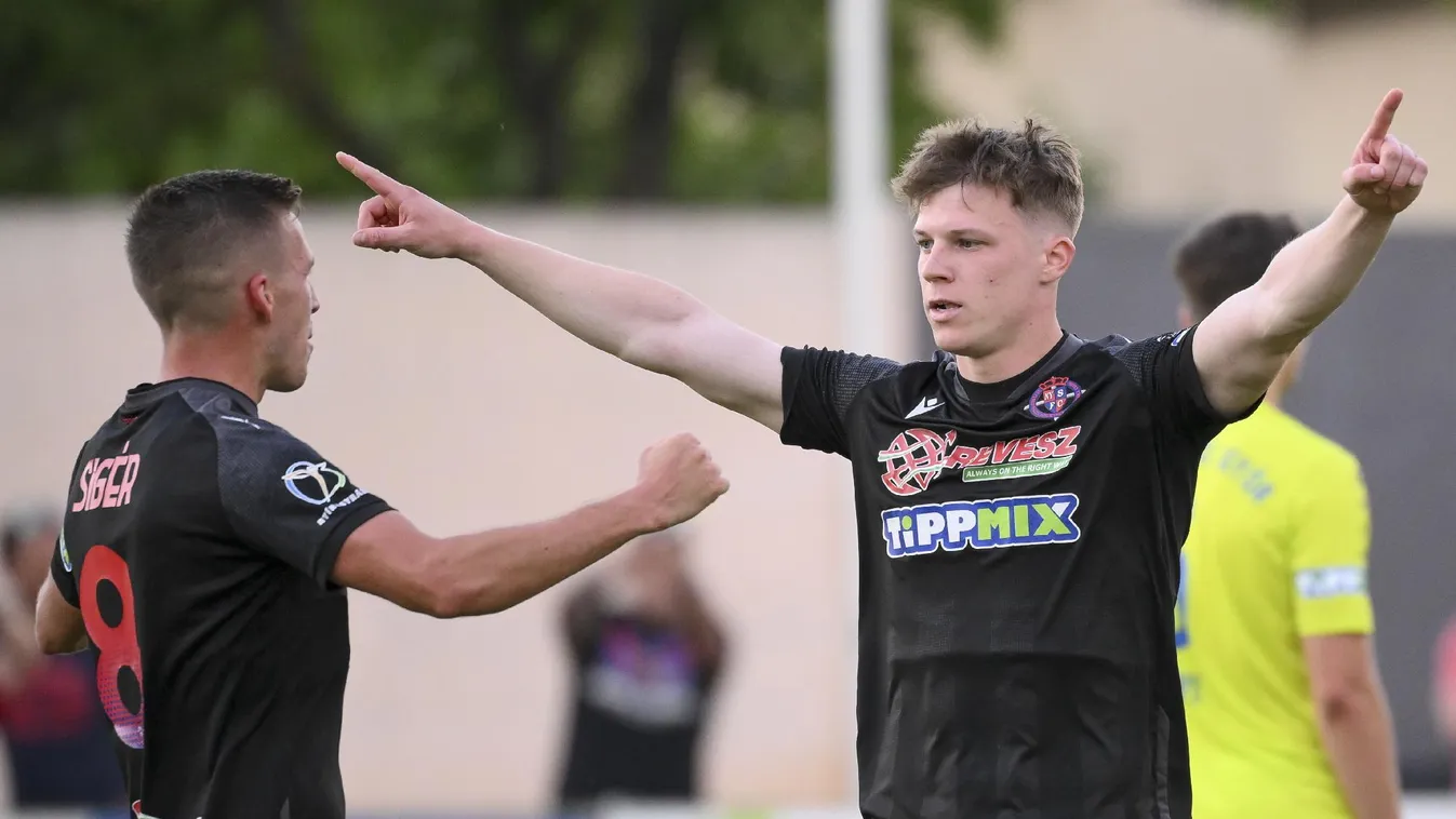 Labdarúgó NB II - Bajnok és feljutott a Nyíregyháza