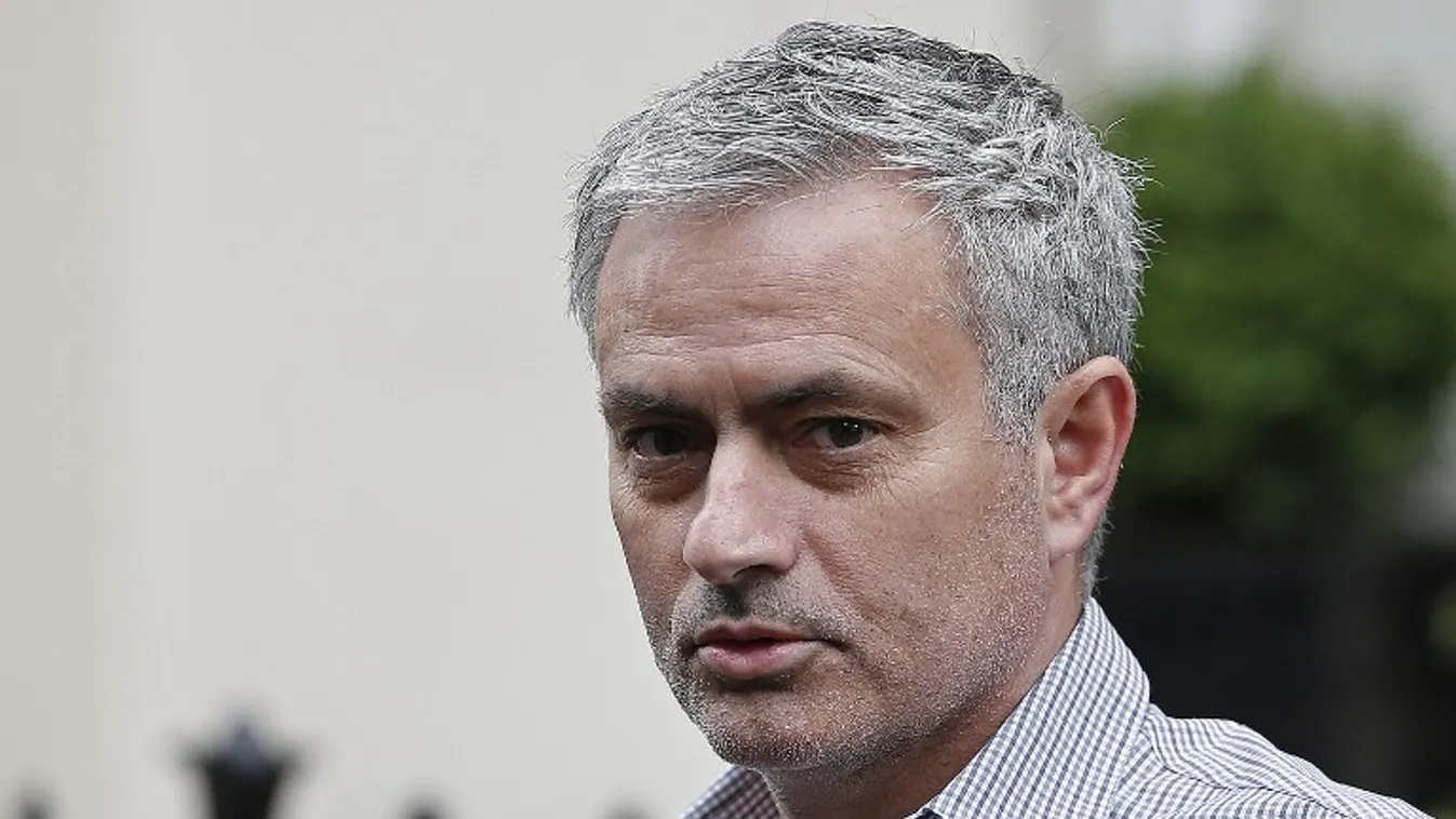 Hivatalos: Mourinho a MU edzője