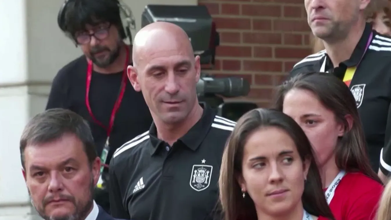 Egy sportvezetőnek tudnia kell, hol a határ