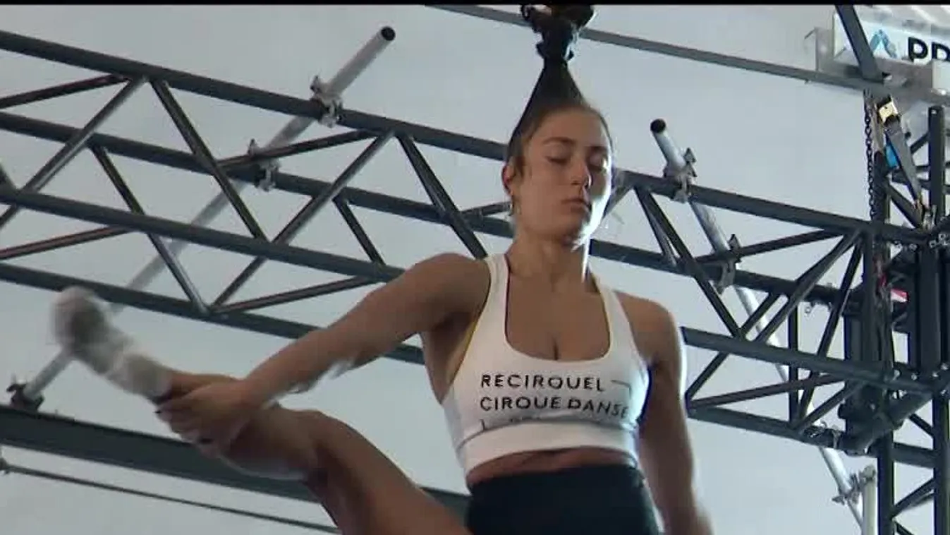 Radar: A haja tartja meg a testsúlyát - artistaművészek a világhír kapujában