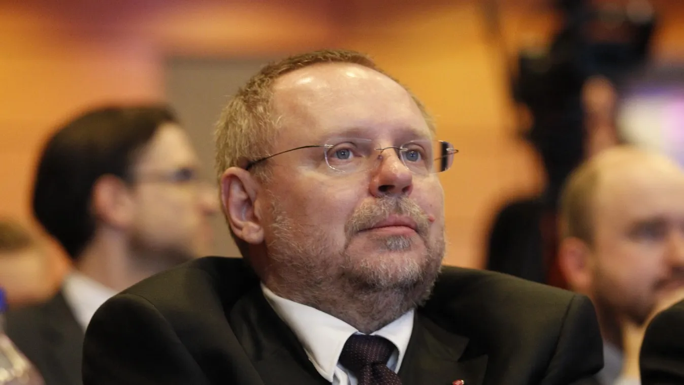 Folytatódik a Spéder elleni nyomozás