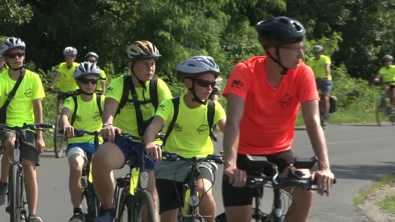 Több ezer diáknak szerveztek országos Bringás Vándortábort