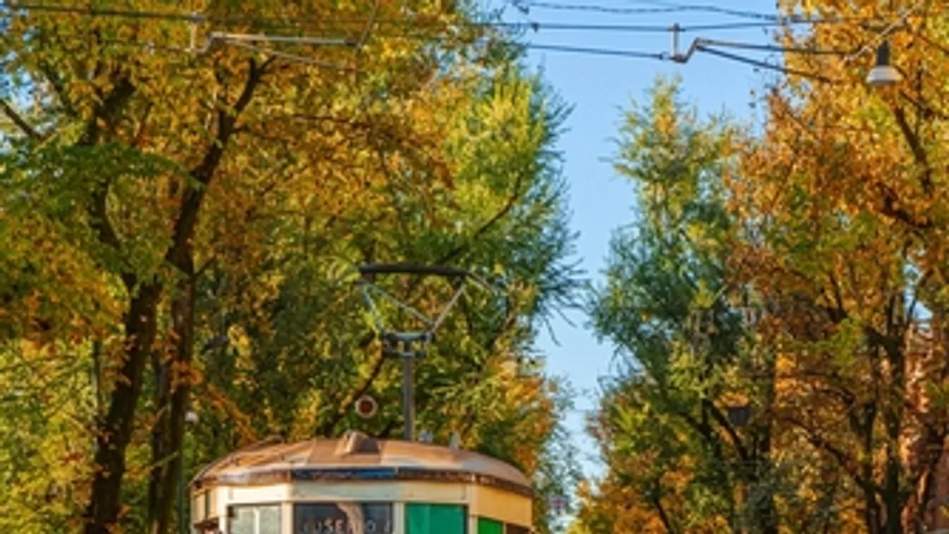 Késsel fenyegetett meg két nőt, akik egymás kezét fogták