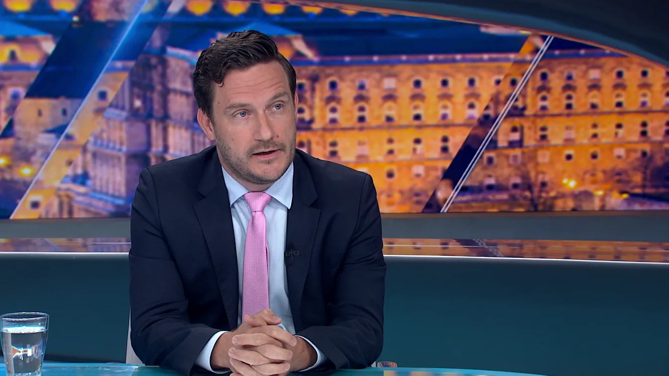 Kovács Attila: Az uniós intézmények ismét átlépnek egy határt