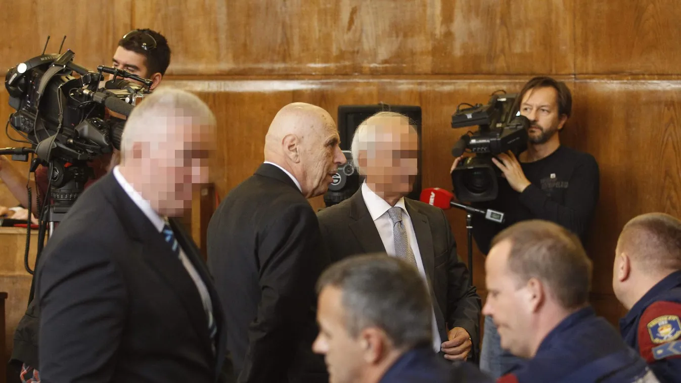 Megússzák – Csörte