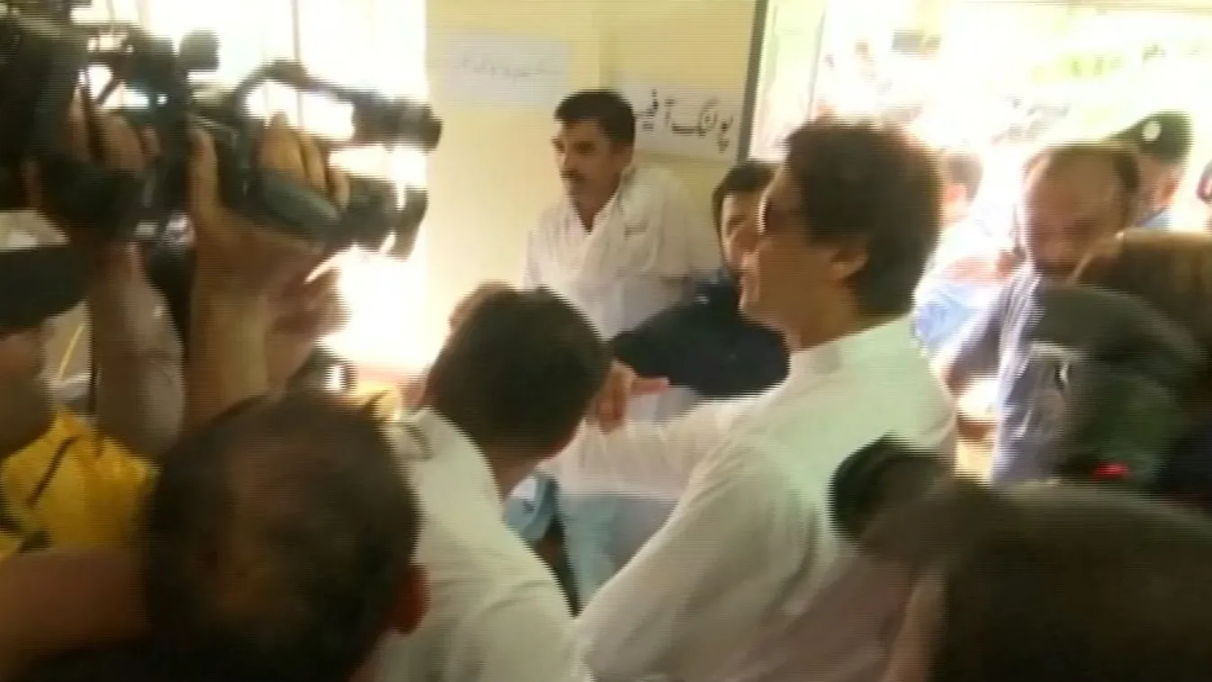 Egy volt krikettsztár lehet az ország első embere