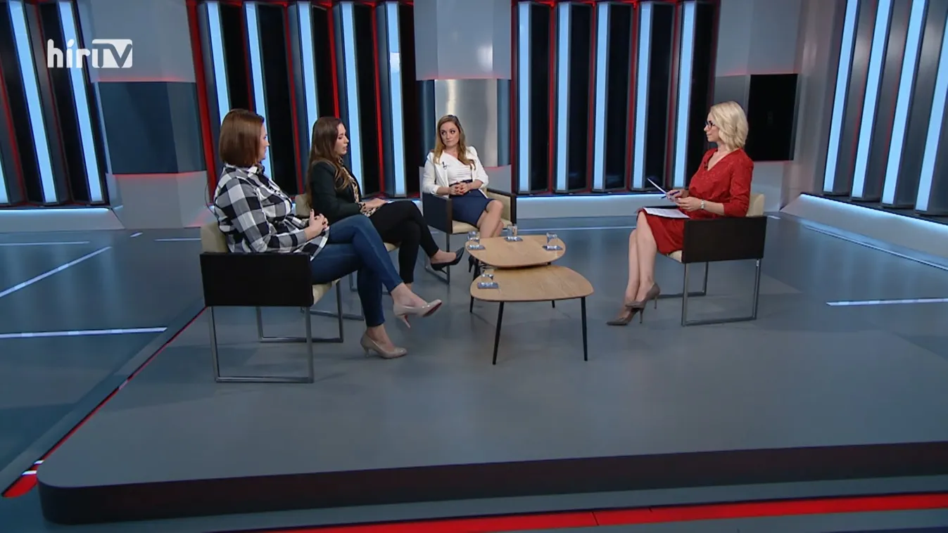 Címlap: Politikai és ideológiai kiválasztás történik, hiszen mindenkinek kell dobni a koncot