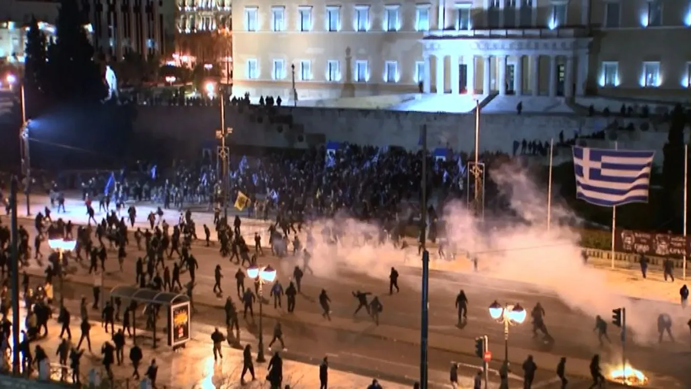 A görögök nem nyugodnak bele a névváltoztatásba