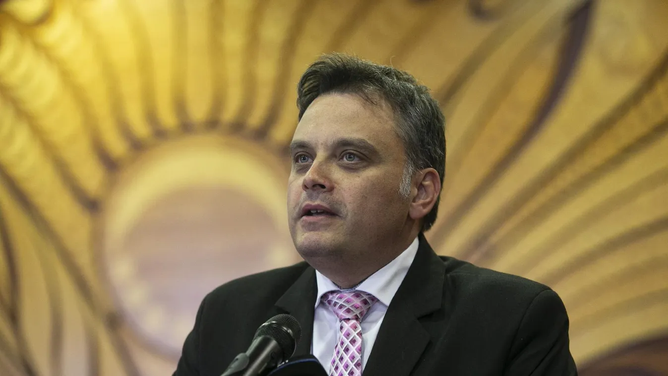 Latorcai Csaba: A kormány 2010 óta az egészségügyben hajtotta végre a legnagyobb mértékű béremelést