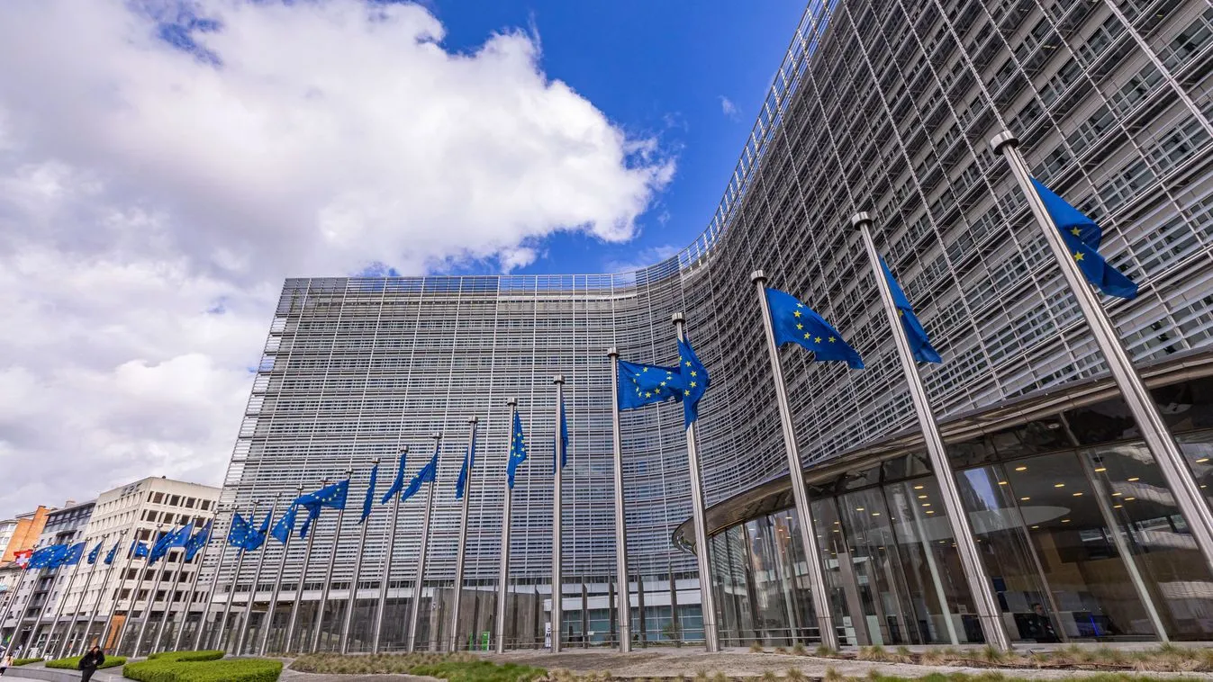 Bóka János: Az EU kihívások és válságok sokaságával küzd, amikre elhibázott válaszokat adott