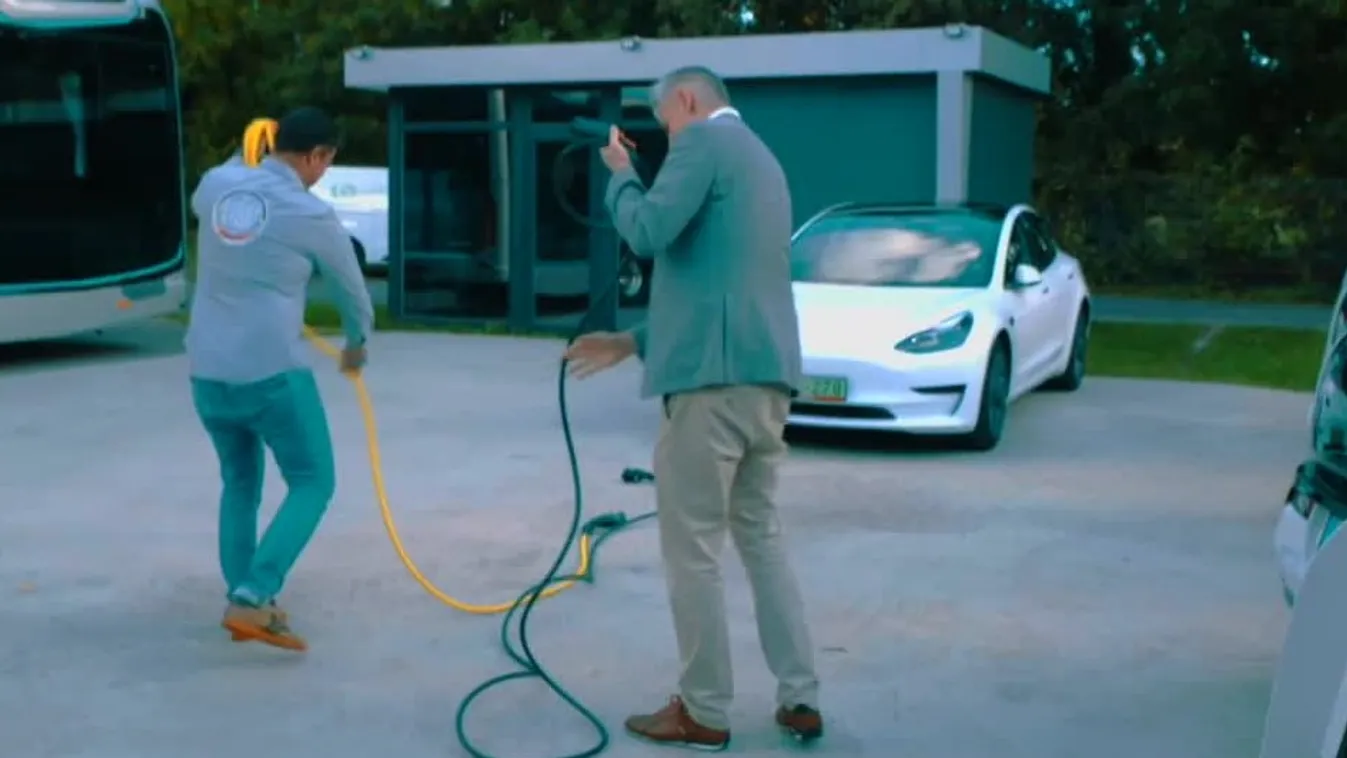 StartStop: Limitált a hatótávja, de jól pakolható - Mercedes eVito