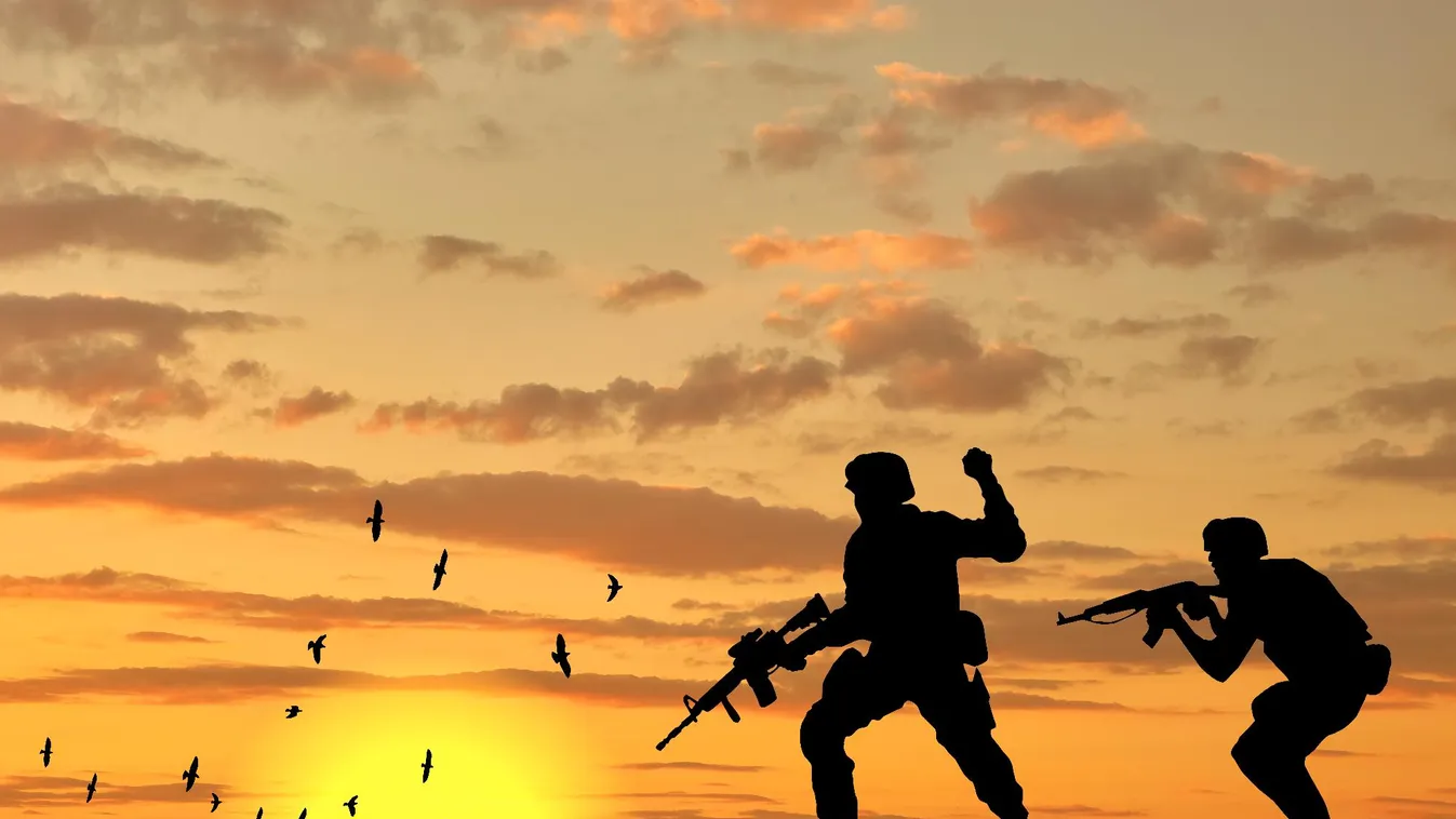 Iszlamista támadás ért egy kulcsfontosságú pakisztáni kikötőt