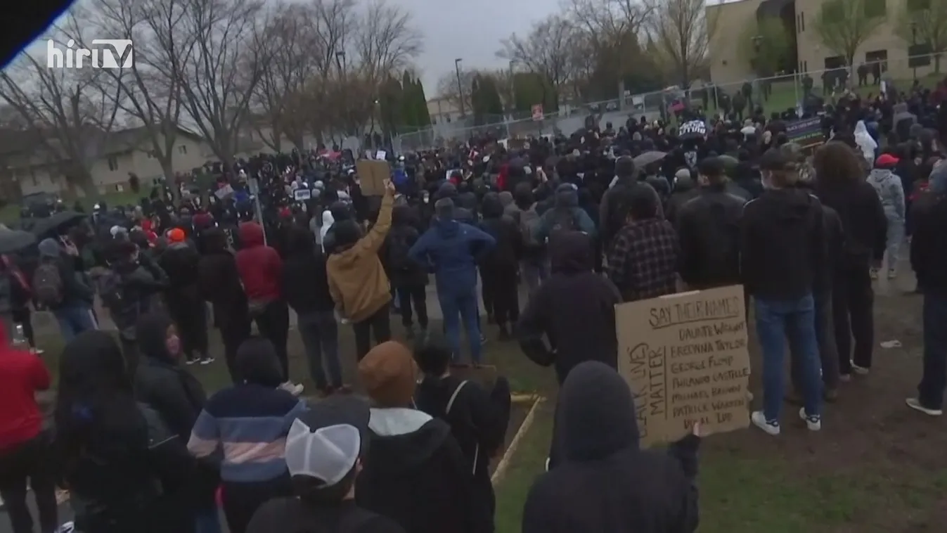 Zavargások Minneapolisban egy fekete bűnöző lelövése után