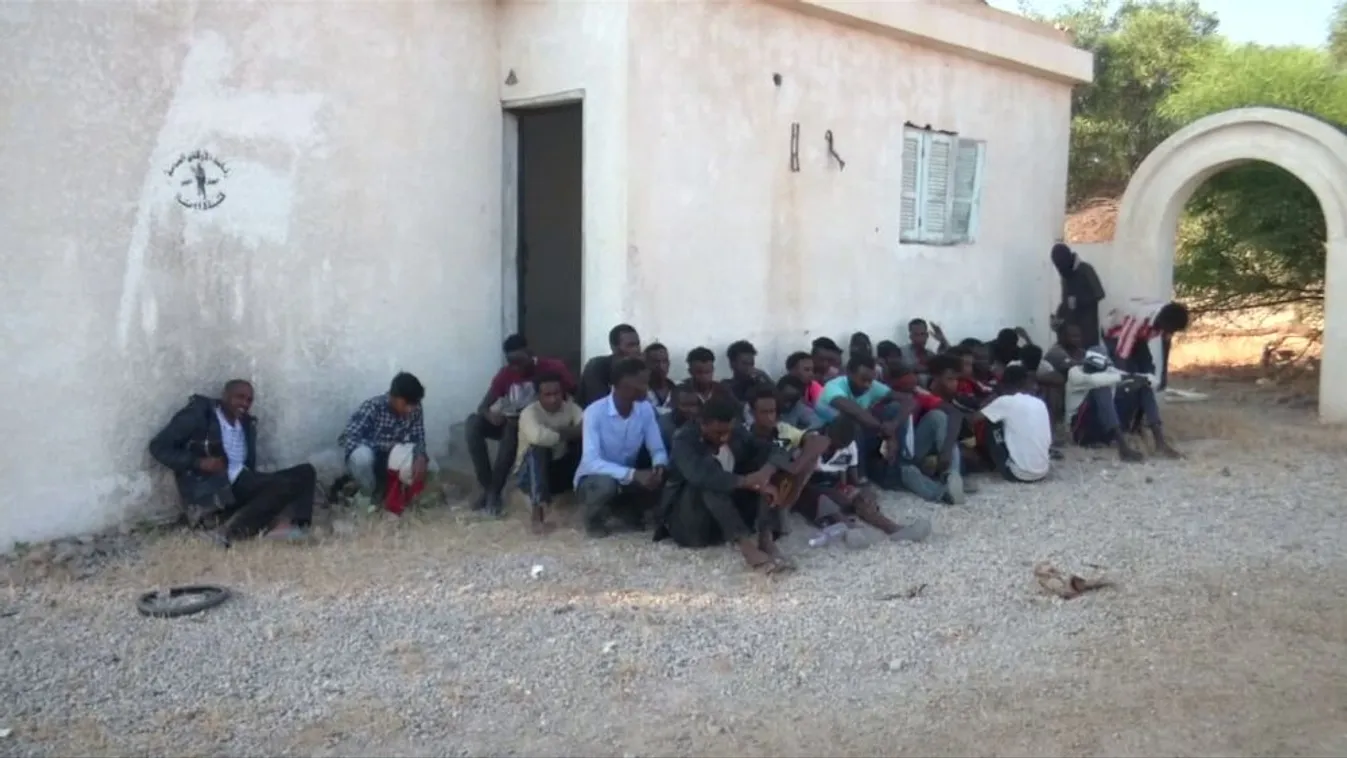 Több mint 240 migránst mentett meg a marokkói haditengerészet