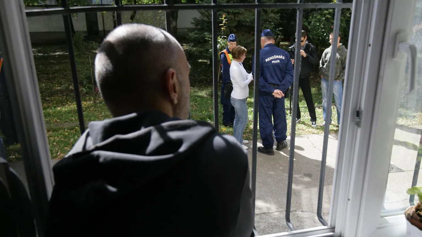 Megvédné a kilakoltatástól az embereket A Város Mindenkié