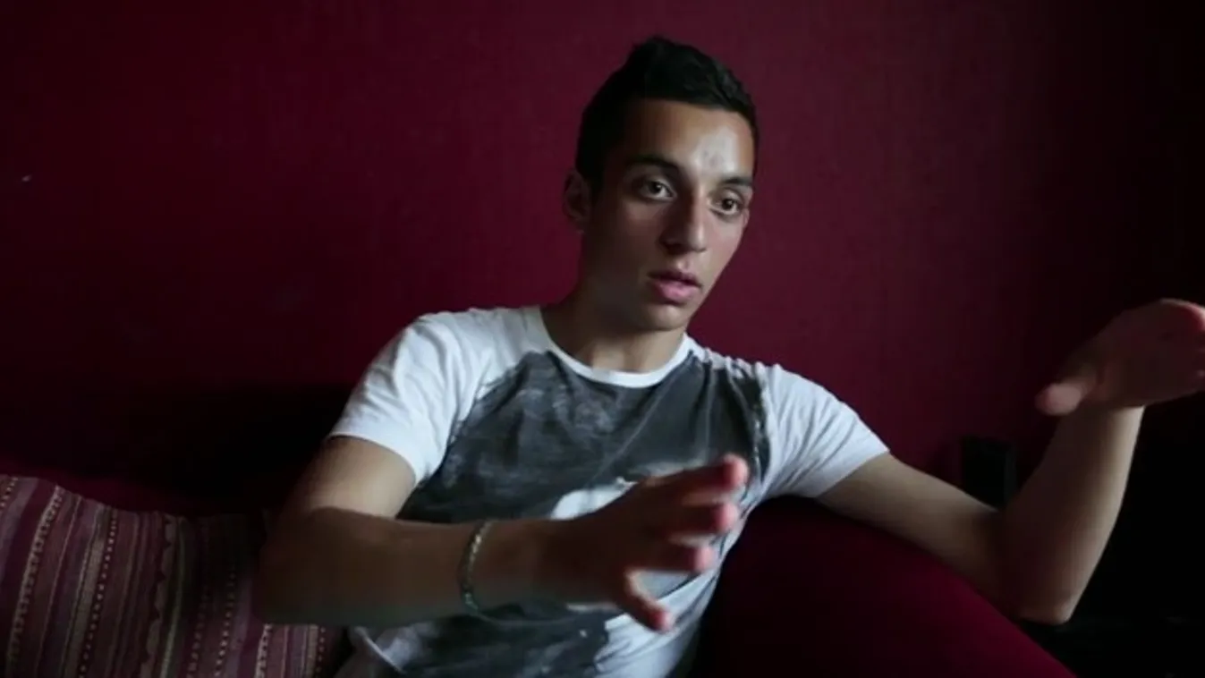 Allah minden napján szaladnak a lovak – Vetítő