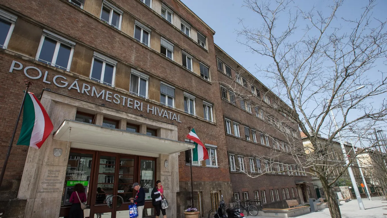 Vissza a pénzt, polgármester!