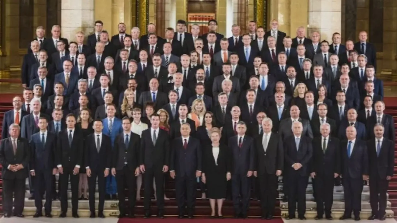 A tüntetés megszakította a Fidesz hagyományait