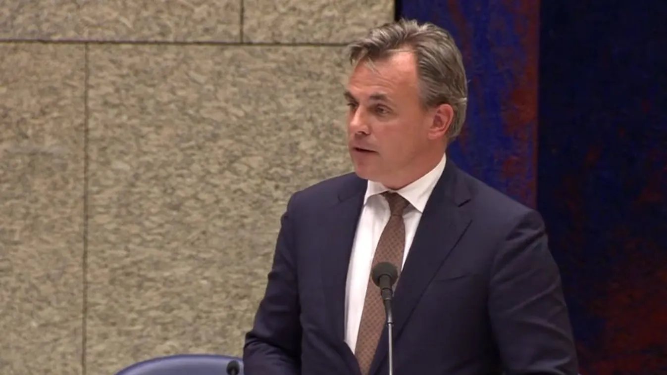 Migránsok bűneseteit tussolta el egy holland miniszter