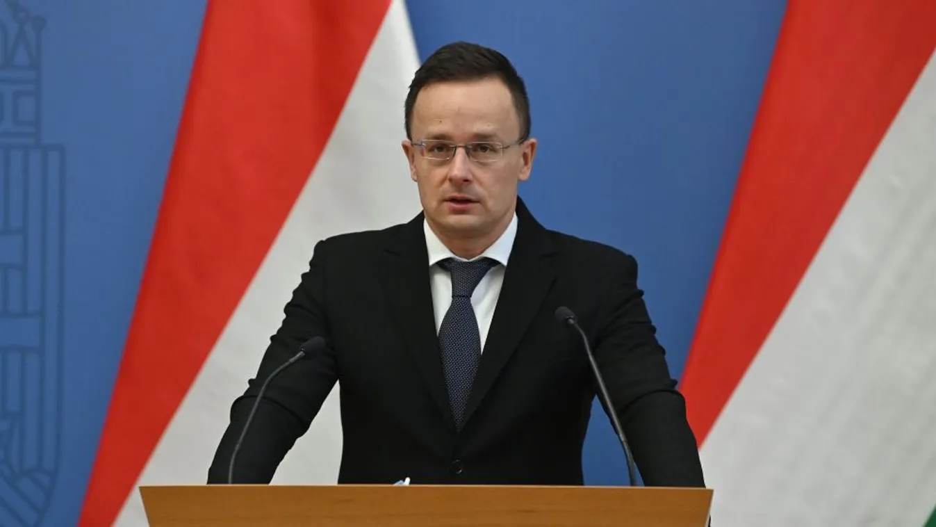 Szijjártó: Politikai motivációjú érzelmi zsarolókampány zajlik a német cégek elbizonytalanítására