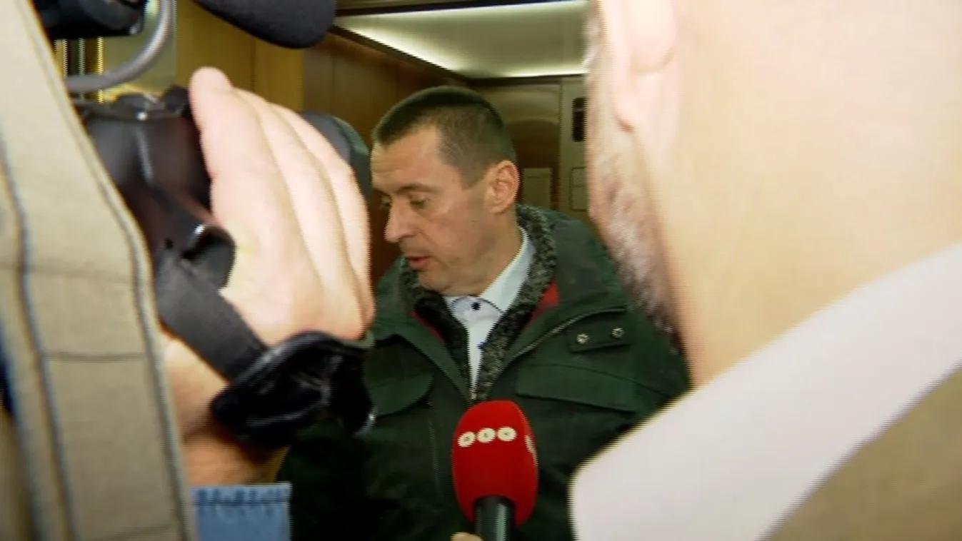 Az ellenzéket nem tántorítja el a náci karlendítéses botrány