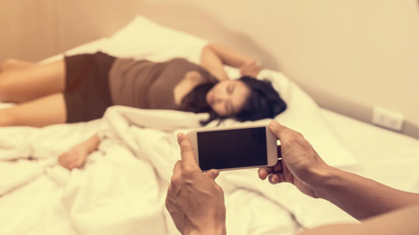 Kiskorú lányoktól zsarolt ki pornográf felvételeket egy fiatal