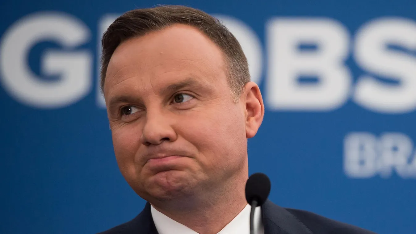 Aláírja a vitatott holokauszttörvényt a lengyel elnök