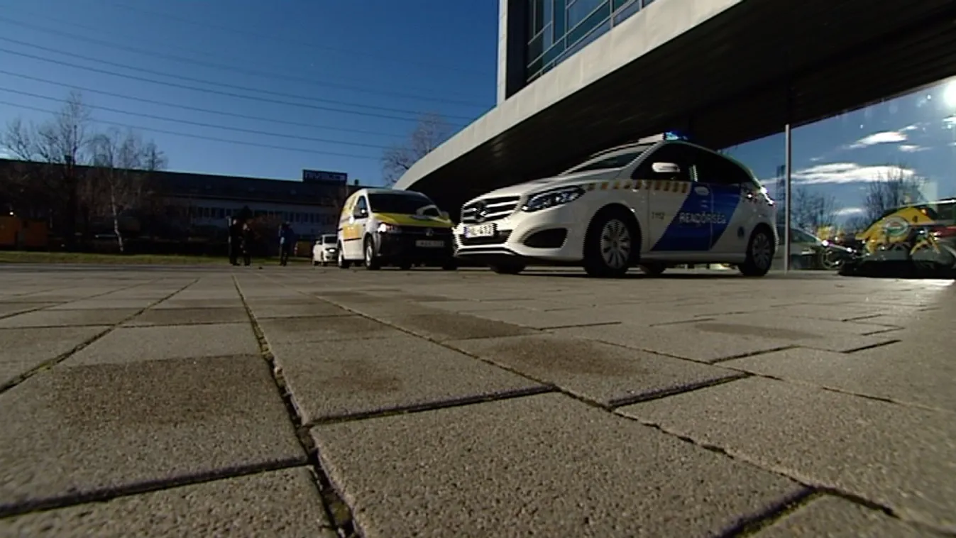 Az év első napján is emelt szolgálattal biztosítják a közrend védelmét