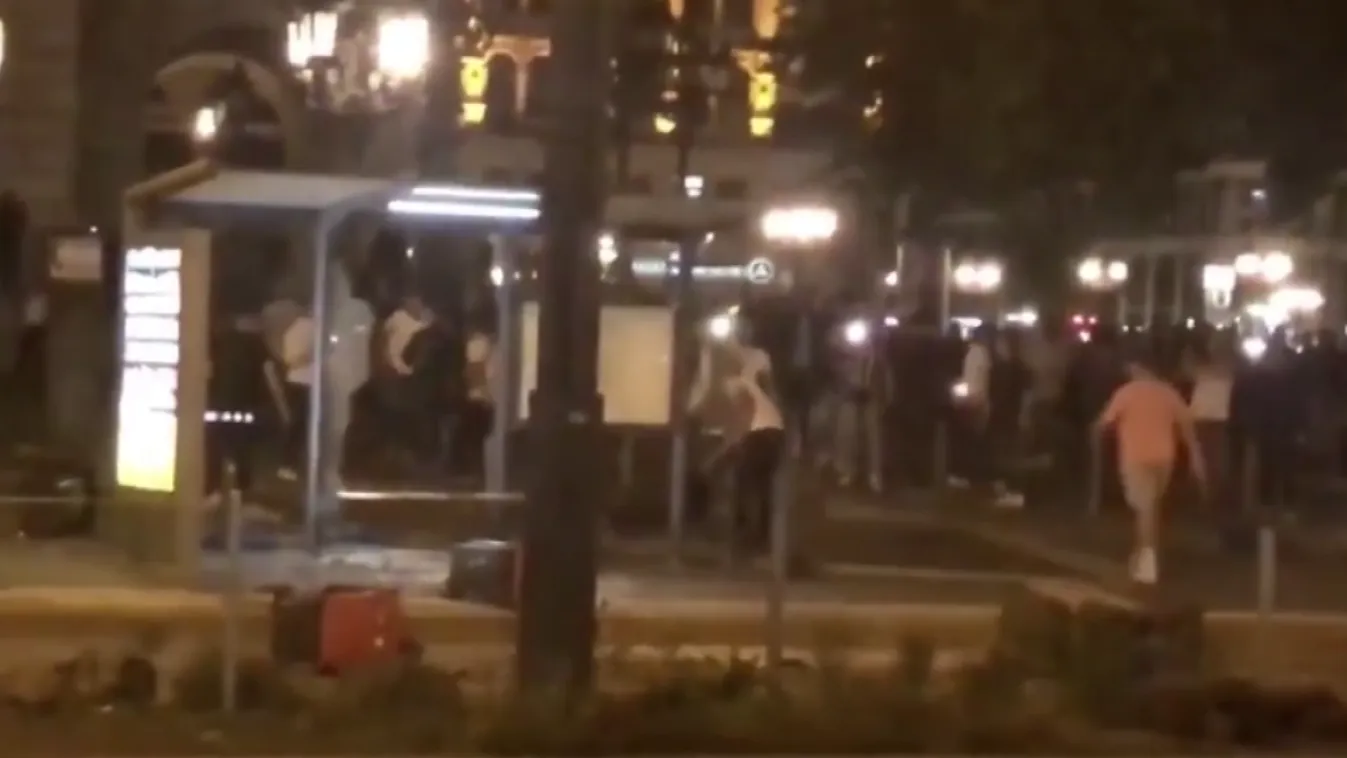 Tömegverekedés Frankfurtban