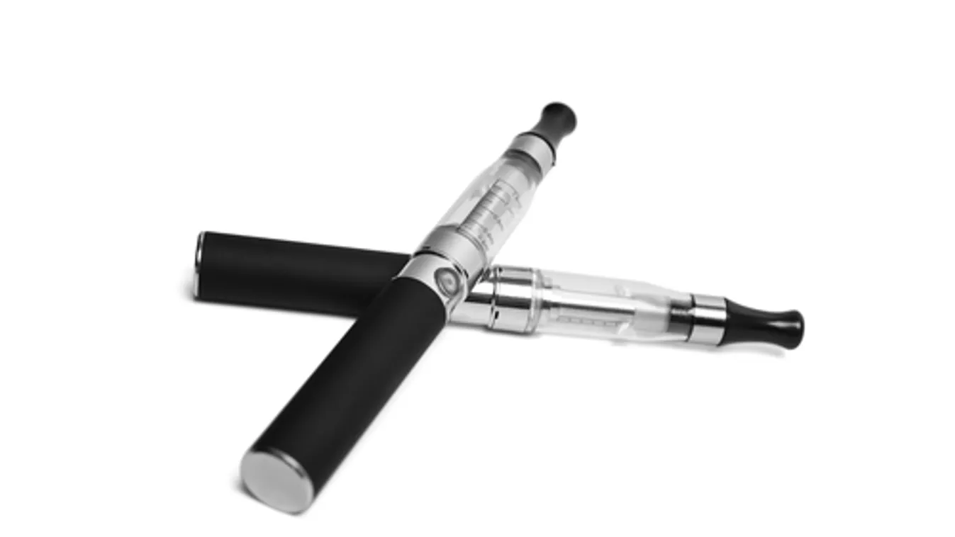 Az amerikai first lady betiltaná az elektromos cigaretták fiataloknak való értékesítését