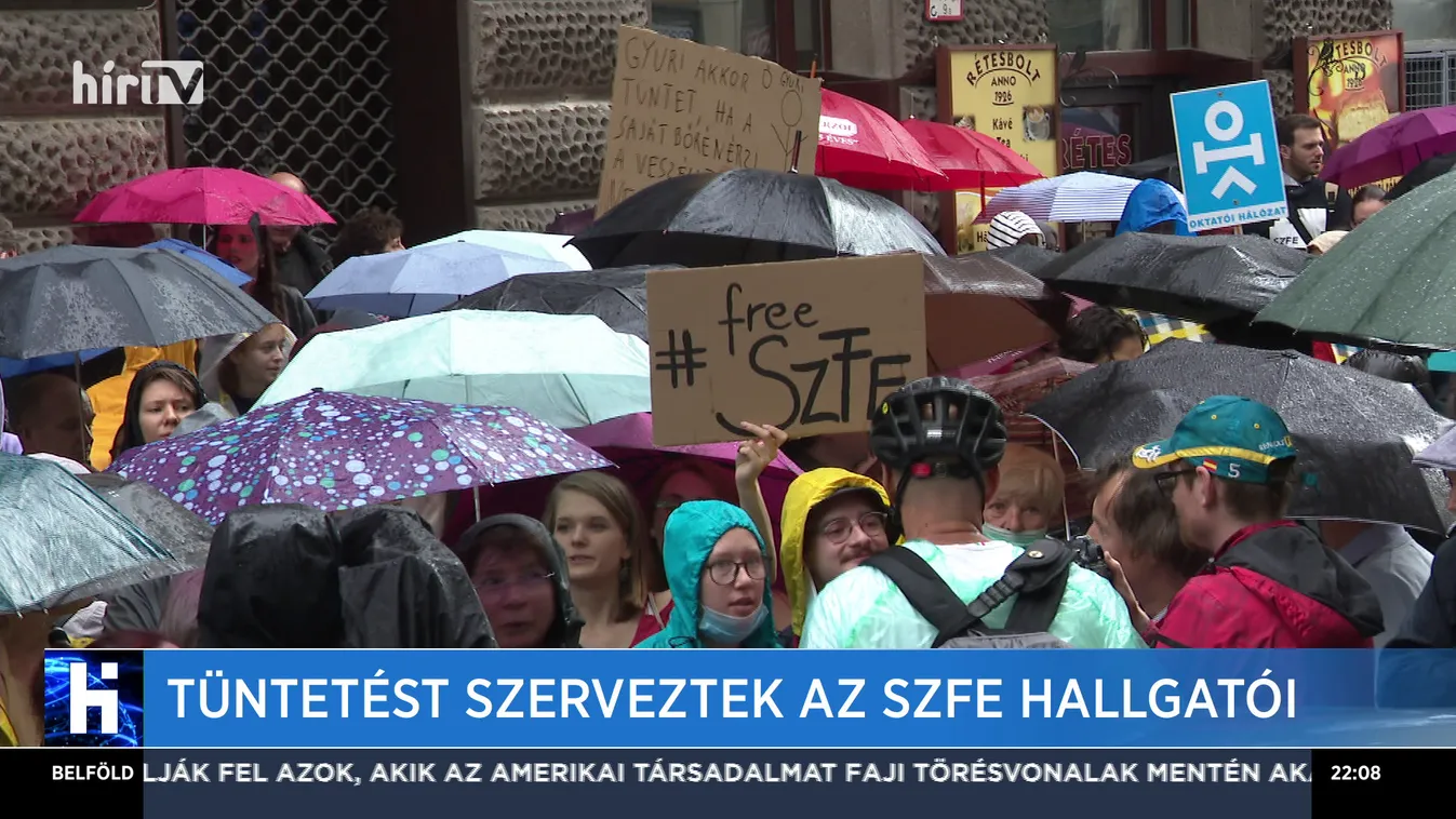 Tüntetést szerveztek az SZFE hallgatói