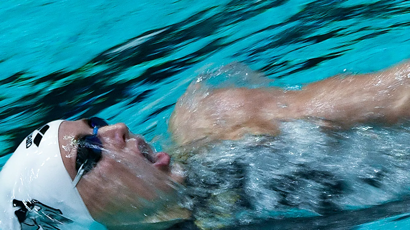 Hosszú aranyat, Verrasztó ezüstöt úszott