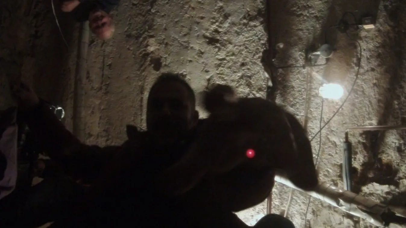 Mi történik a város alatt?