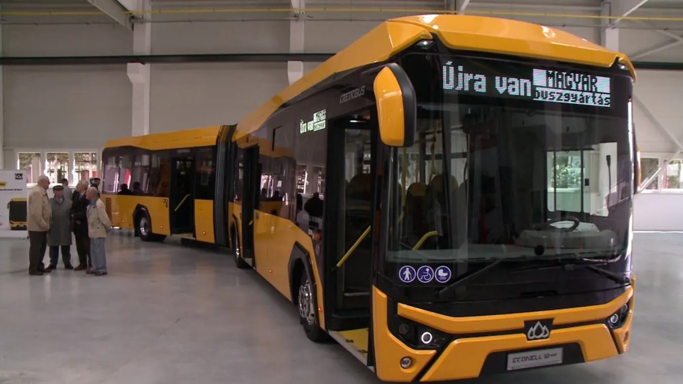 Új üzemcsarnokot avattak fel a mosonmagyaróvári autóbuszgyárban