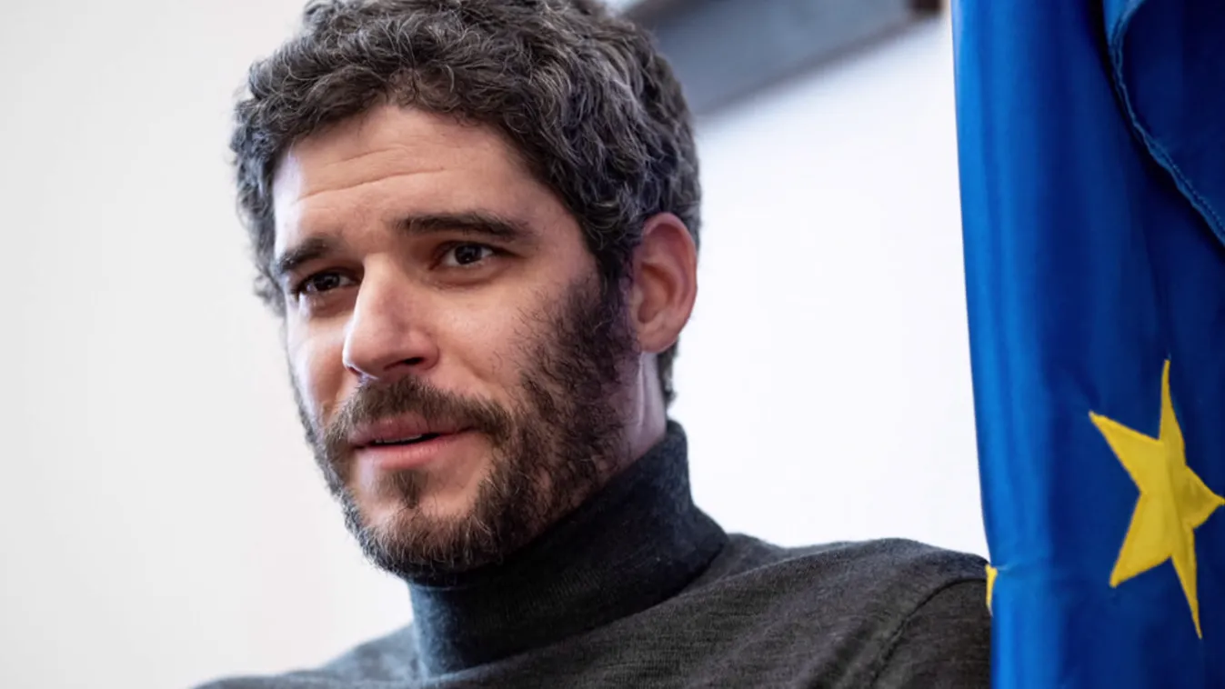 Hollik István: a baloldalt tokkal-vonóval megvették Amerikából