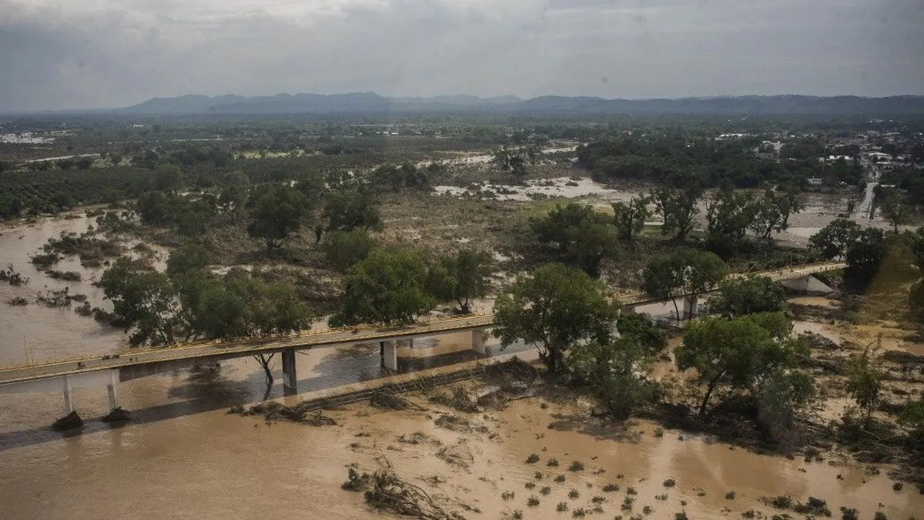 Mexikó a víz alatt: Több tucat halott és eltűnt a brutális esőzések után