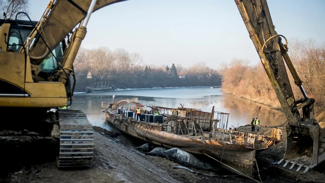 Sikerült a Szőke Tisza gőzös kiemelése Szegeden