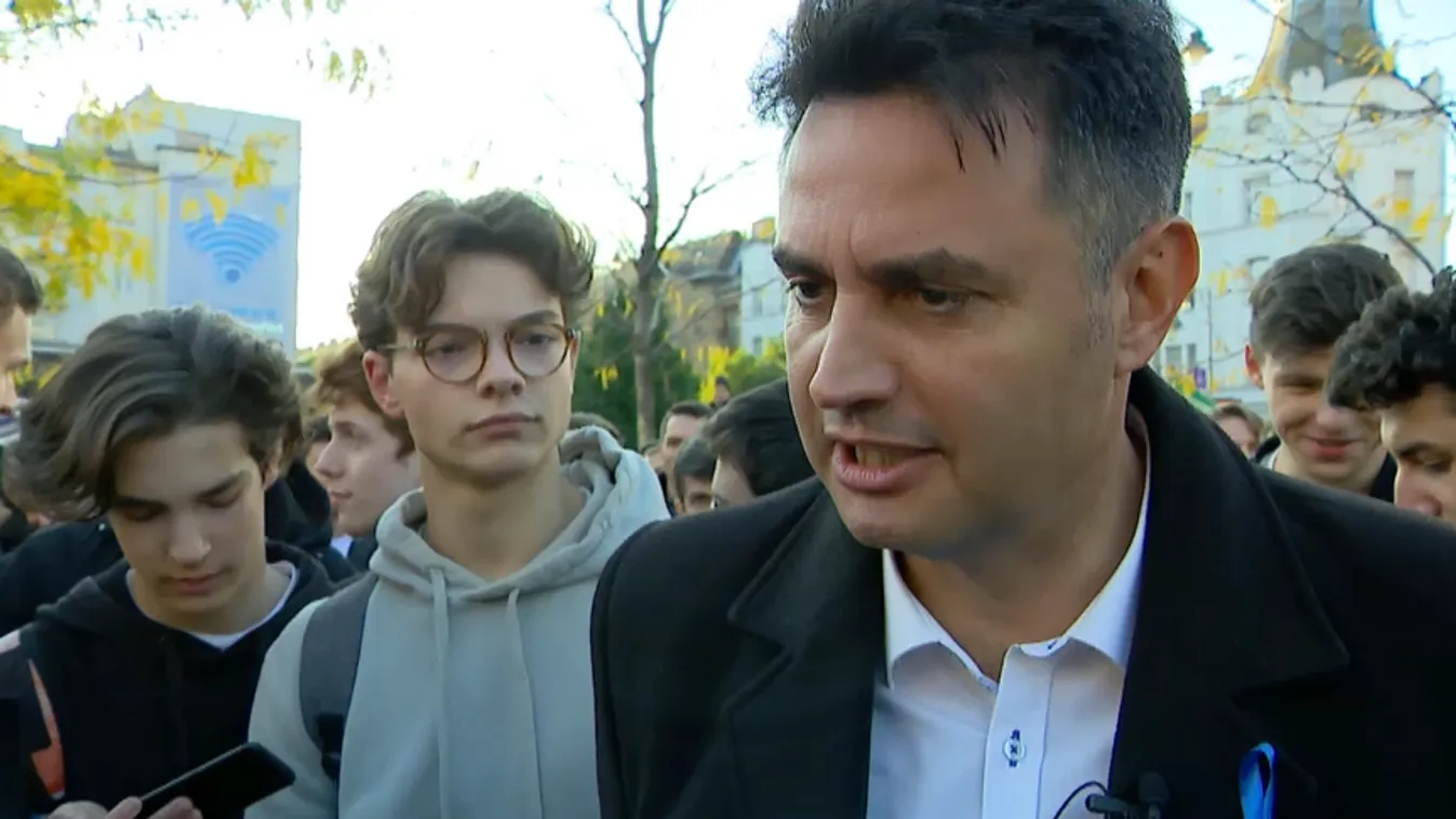 Márki-Zay Péterék "gombának" nevezték azokat, akik nem értenek velük egyet