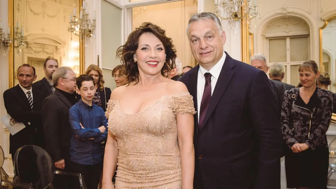 Magyar sztár előtt tiszteleg Orbán Viktor
