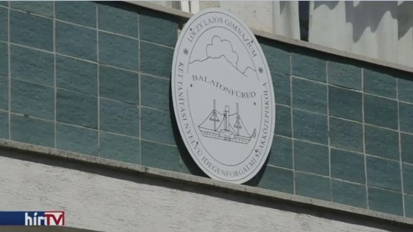 Fegyelmivel megúszhatják a füvező diákok