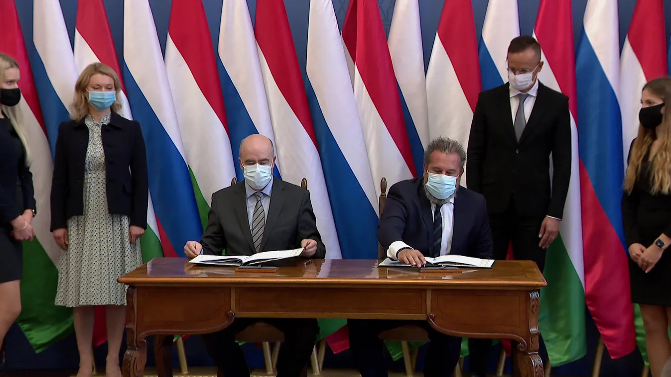 Aláírták az új, 15 éves gázszerződést a Gazprommal
