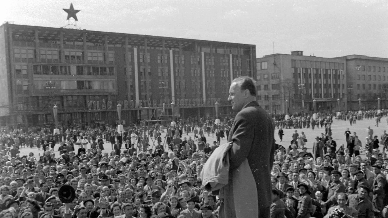 Négy nap – Kádár János árulása – Vetítő